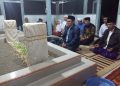 Siapa Bilang Tawassul di Makam Orang Shaleh Musyrik?