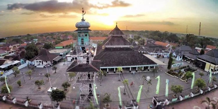 Islam Jawa : Varian Beragama Ummat Islam