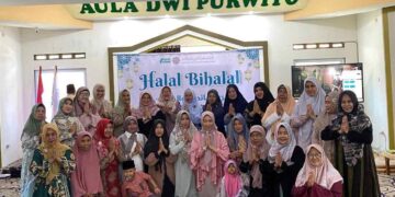 Rajut Silaturahmi, Eratkan Ukhuwah: Jamaah Haji SOC 16 Gelar Halal Bihalal di Fathimah Al-Amin